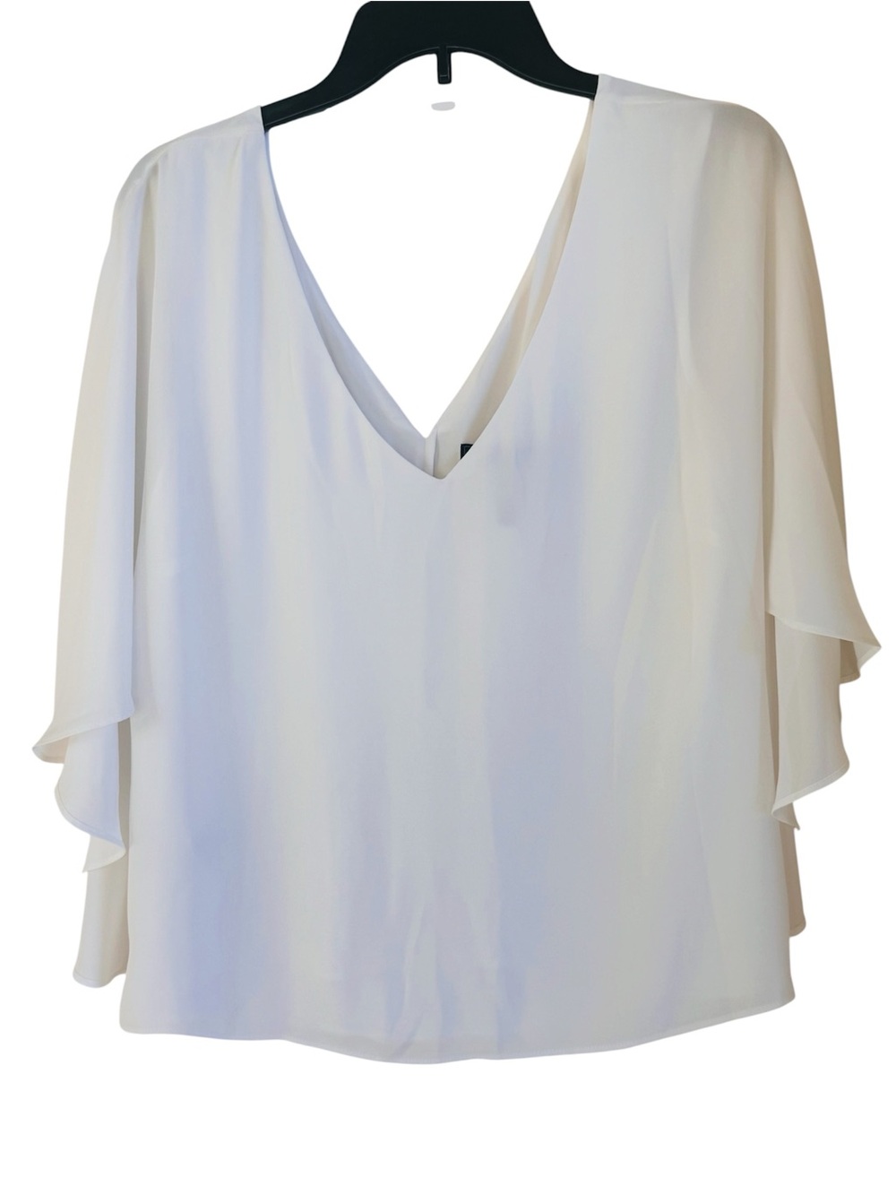BCBGMaxAzria Cream V-Neck Flutter Sleeve Blouse